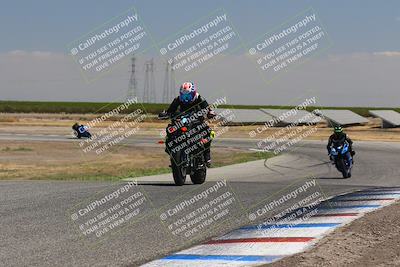 media/Sep-04-2023-Lets Ride (Mon) [[34443f911e]]/B Group/1220pm (Wheelie Bump)/